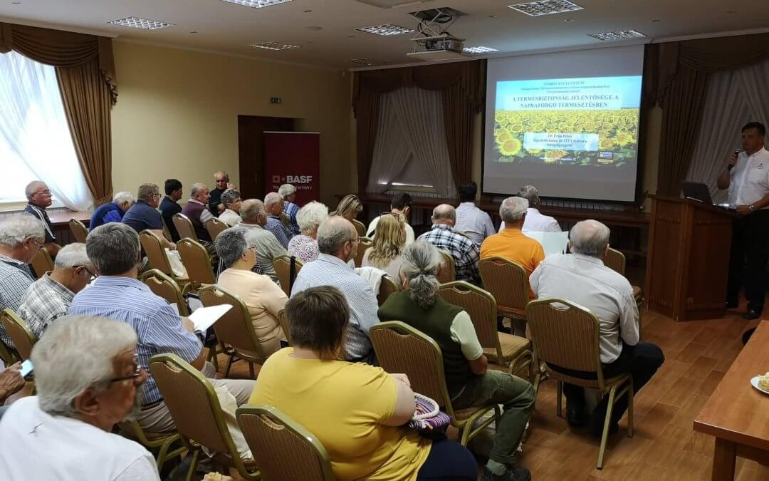 Napraforgó szántóföldi fajtabemutató