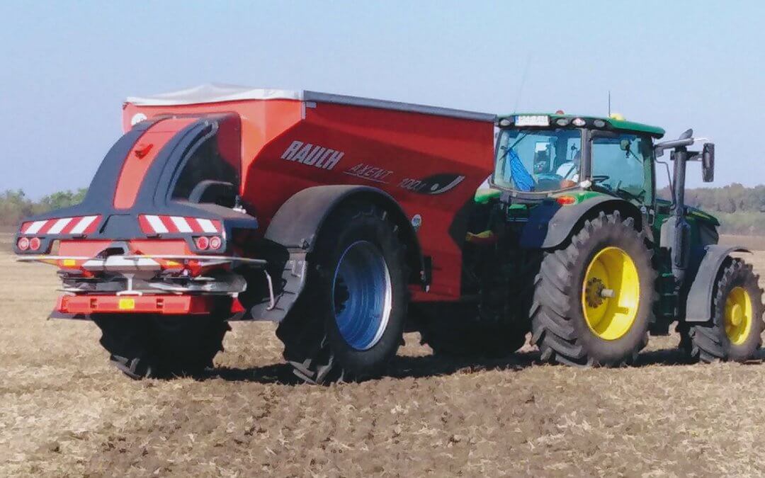 A felhőből érkező adatok alapján szántanak és vetnek