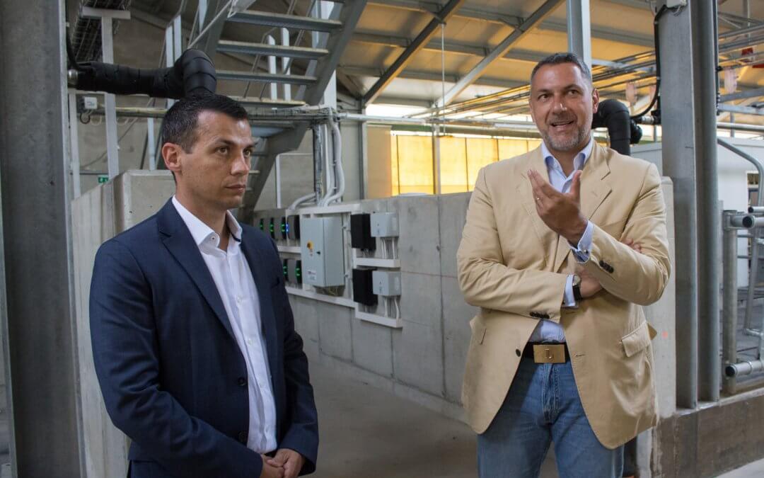 Lázár: legfontosabb célkitűzésünk, hogy a nagyvároson kívül élőknek is lehetőséget teremtsünk